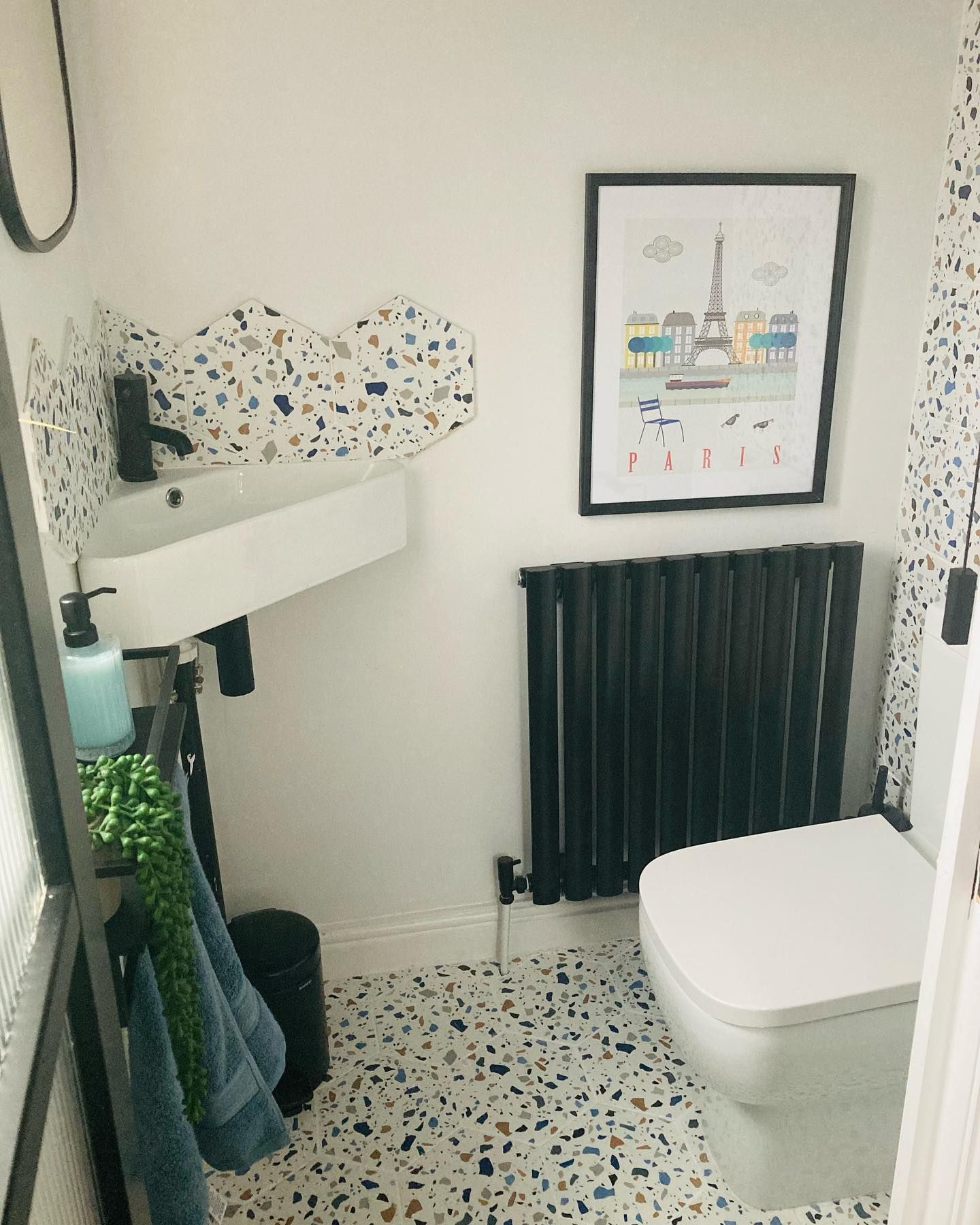 @houseontheoldslipway